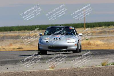 media/Jun-04-2022-CalClub SCCA (Sat) [[1984f7cb40]]/Group 1/Qualifying (Sweeper)/